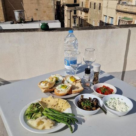 No 60, 2Nd Floor, Centrally Located, Fully Equipped Studio Apt Il-Furjana Exteriör bild